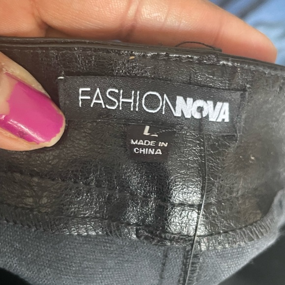 Fashion Nova - Picture 2 of 12